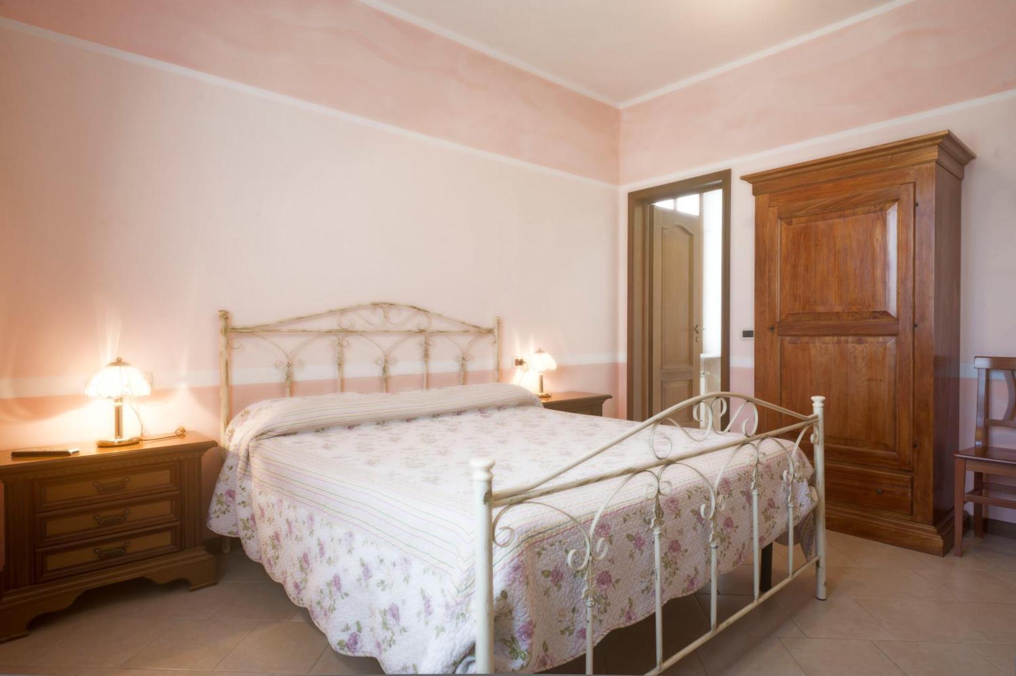 Villa Dircea CastellʼArquato Exterior foto
